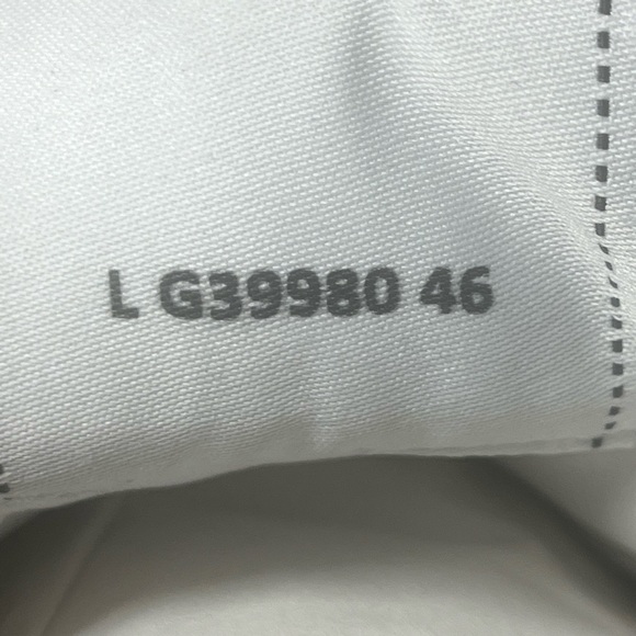 Authentic Chanel Men’s Calfskin & Patent Leather sneakers size 46 - Picture 6 of 14